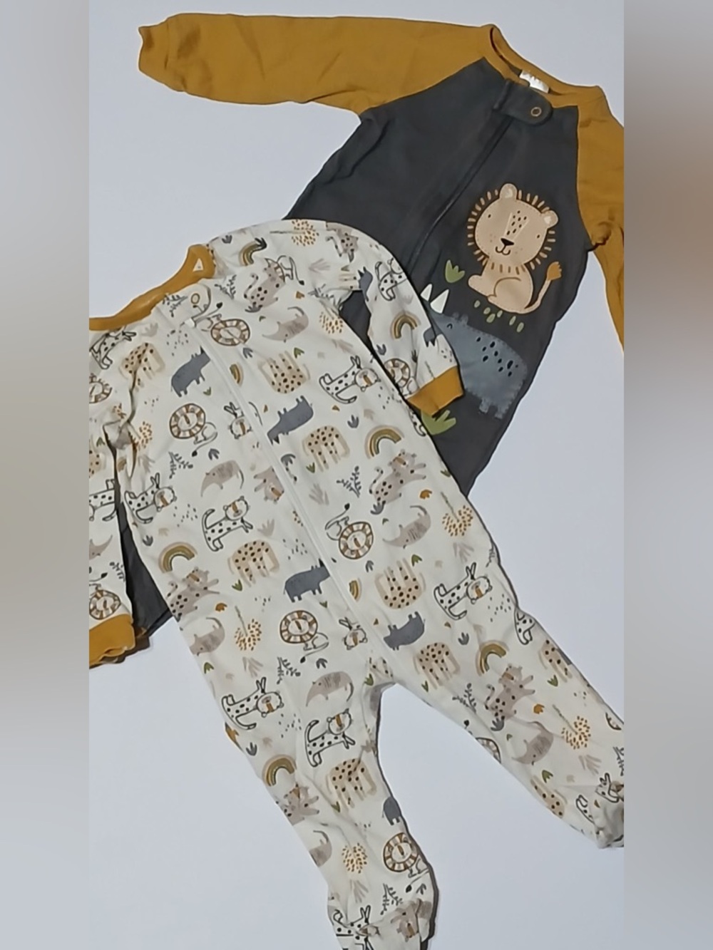 3–6m Gerber sleeper set